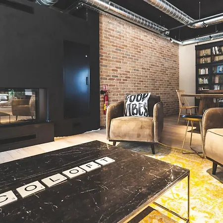 Coloft Aparthotel